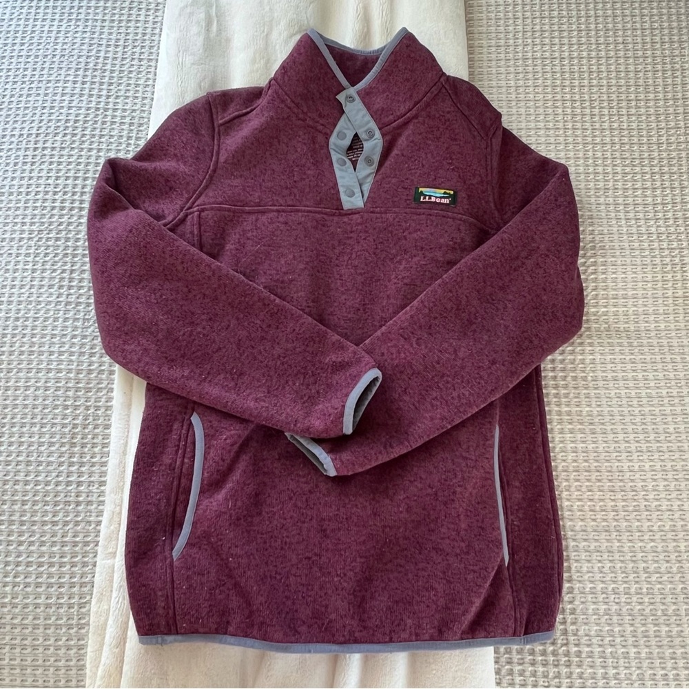 Women’s LL Bean fleece pullover